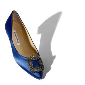 Manolo Blahnik HANGISIFLAT size 37.5 flats